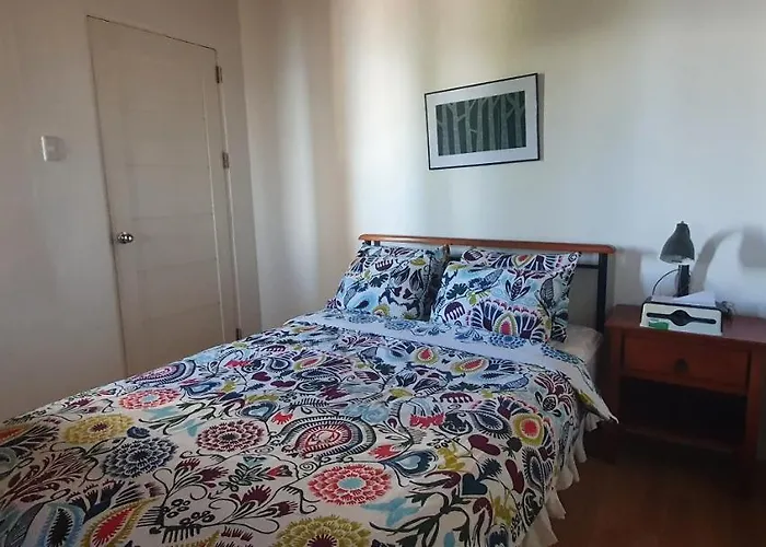 Lola's 3*