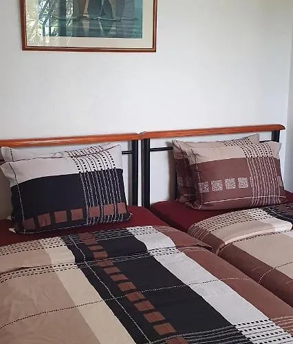 Lola's B&B